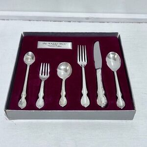 1847 ROGERS BROS Silverplate Heritage Silver‎ Smiths Heirloom Edition.